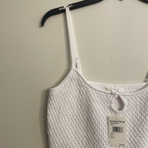 * NWT * PACSUN Tulip Keyhole Crop - Picture 2 of 9